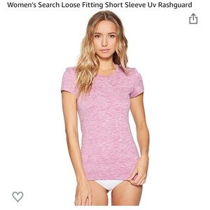 Loose fitting UV rash guard